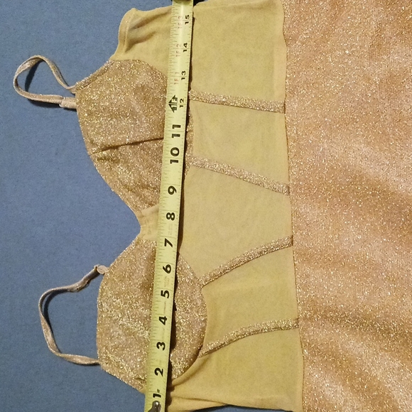 L, A golden beautiful dress for the holidays! - Picture 5 of 11